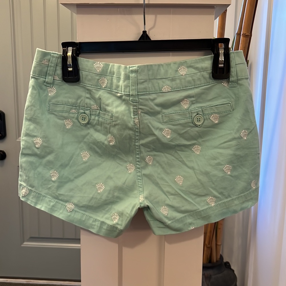 Seashell Shorts - Picture 3 of 4
